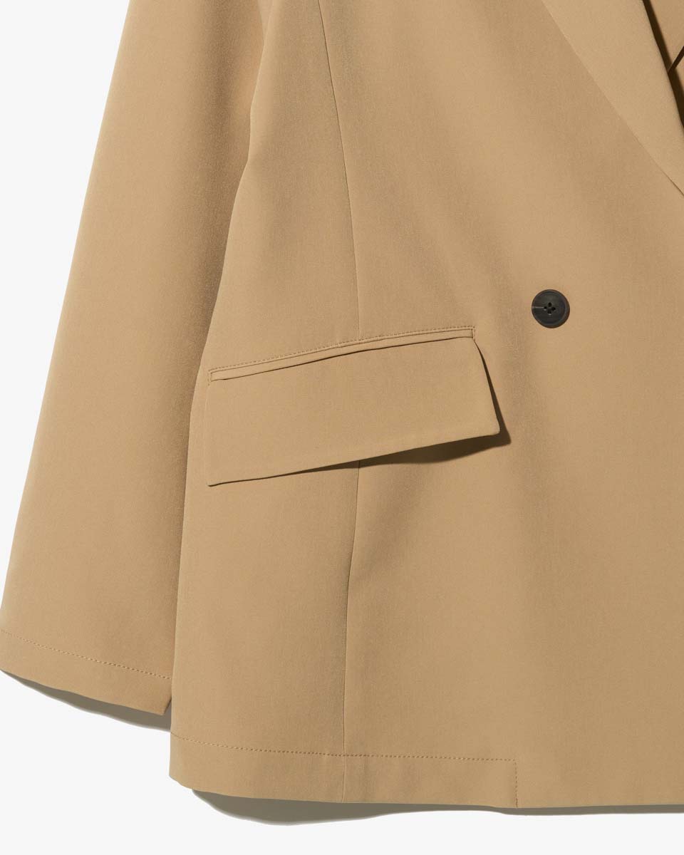 ベージュ ダブルブレストジャケット　美品 Munich ベージュ ダブルブレストジャケット