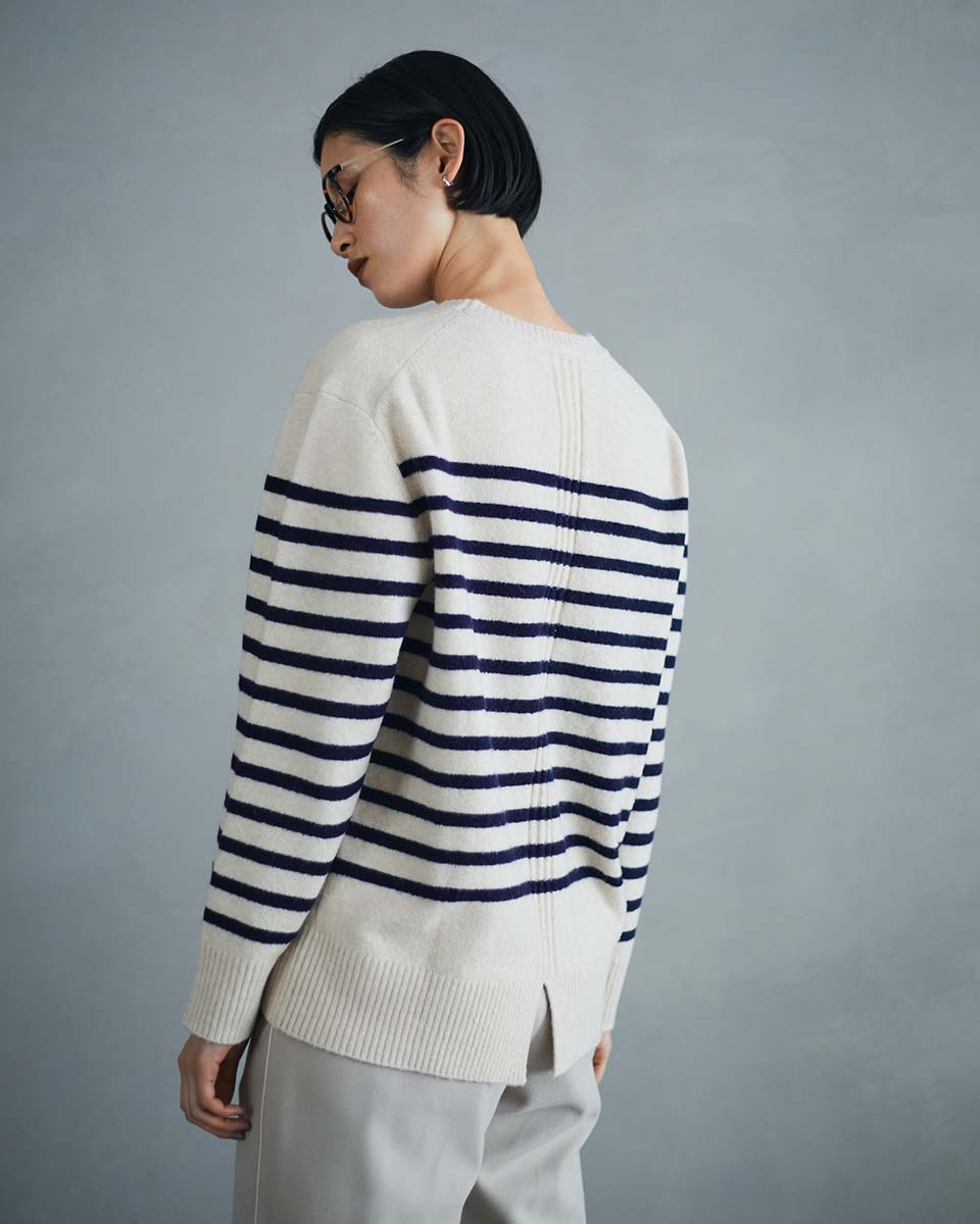 バックスリットクループルオーバー | JANTZEN Official Brandsite