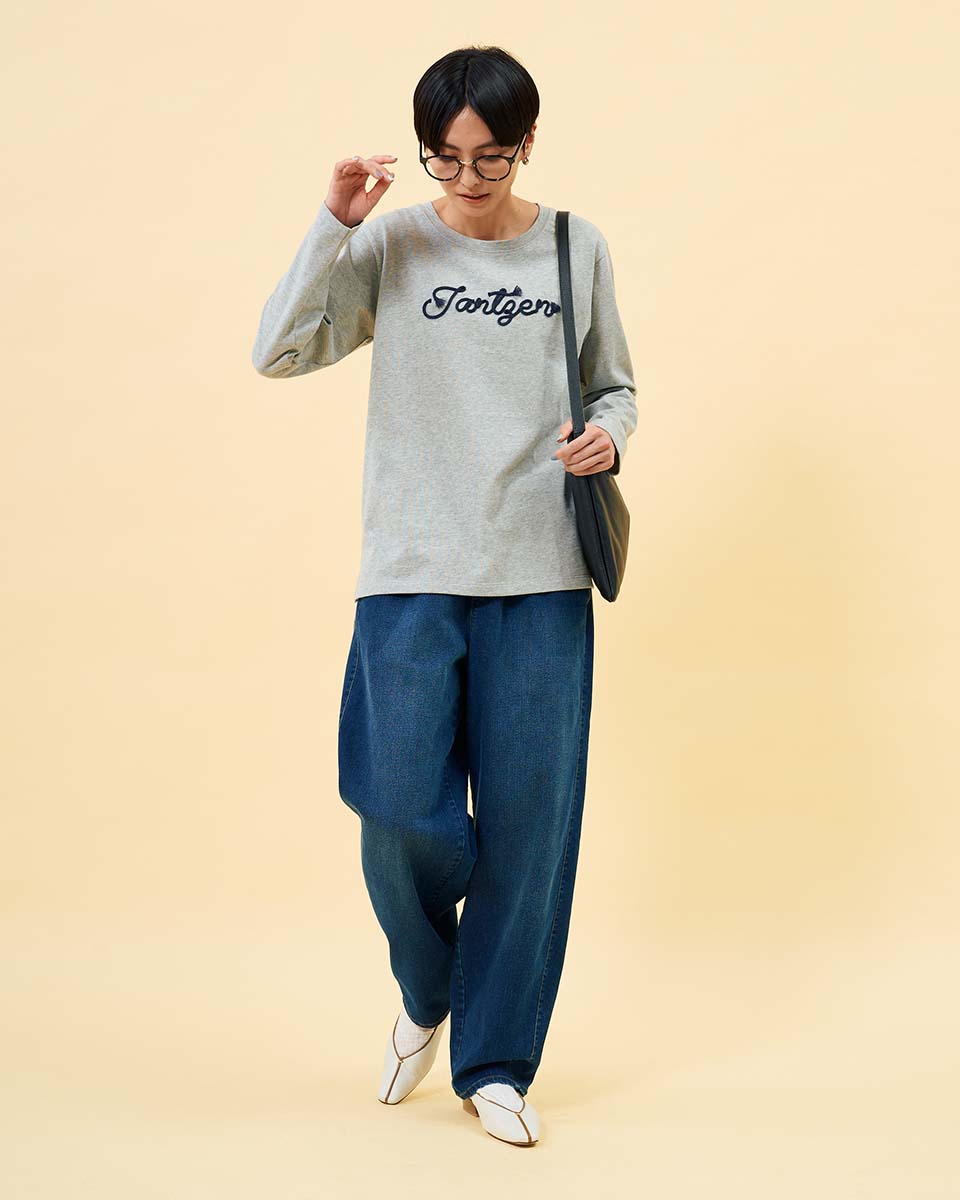 コード刺繍入りロンT | JANTZEN Official Brandsite コード刺繍入りロンT | JANTZEN Official Brandsite