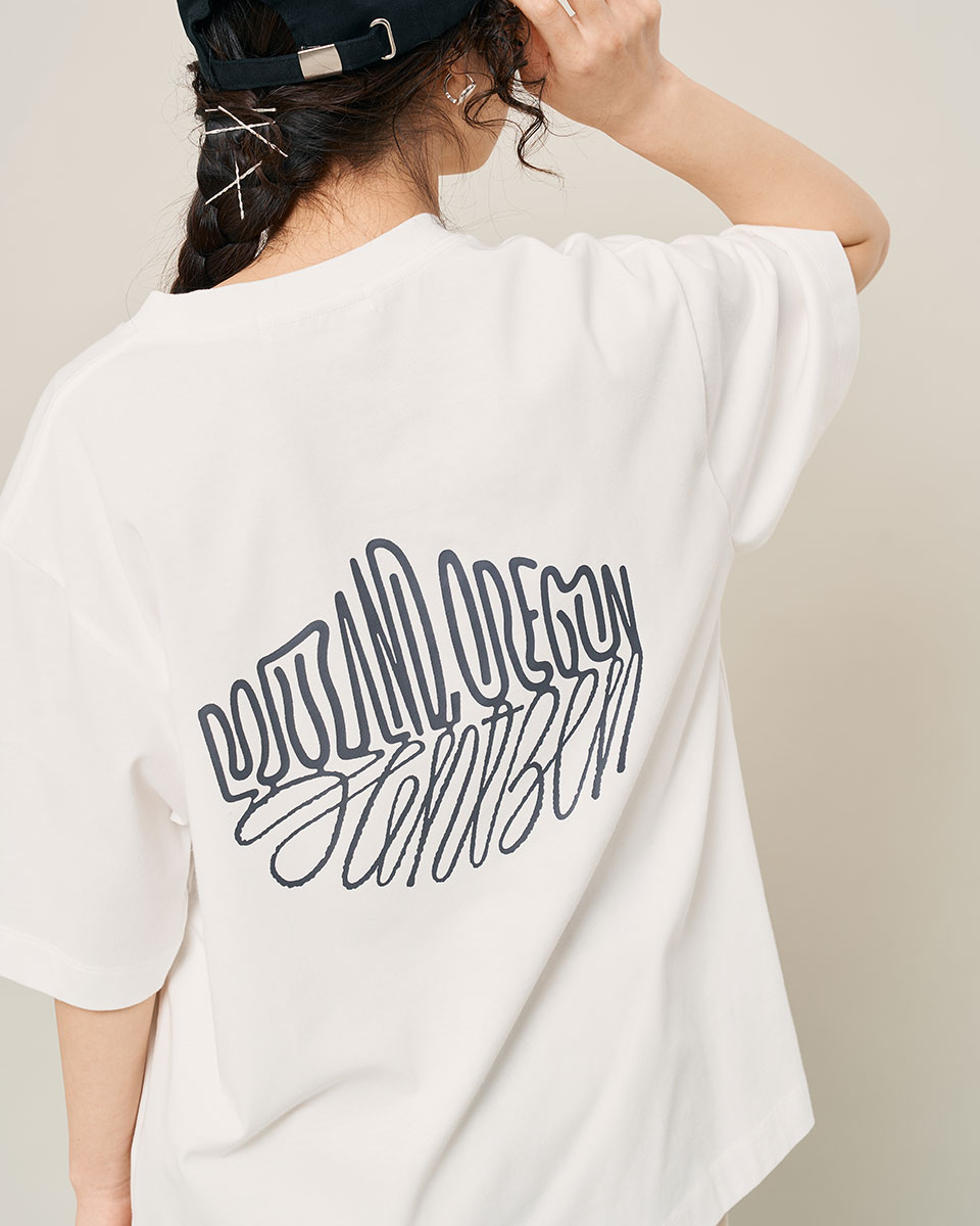 【新品】CNBLUE 手形Tシャツ&Warmerセット 新品】CNBLUE 手形Tシャツ&Warmerセット ミュージシャン