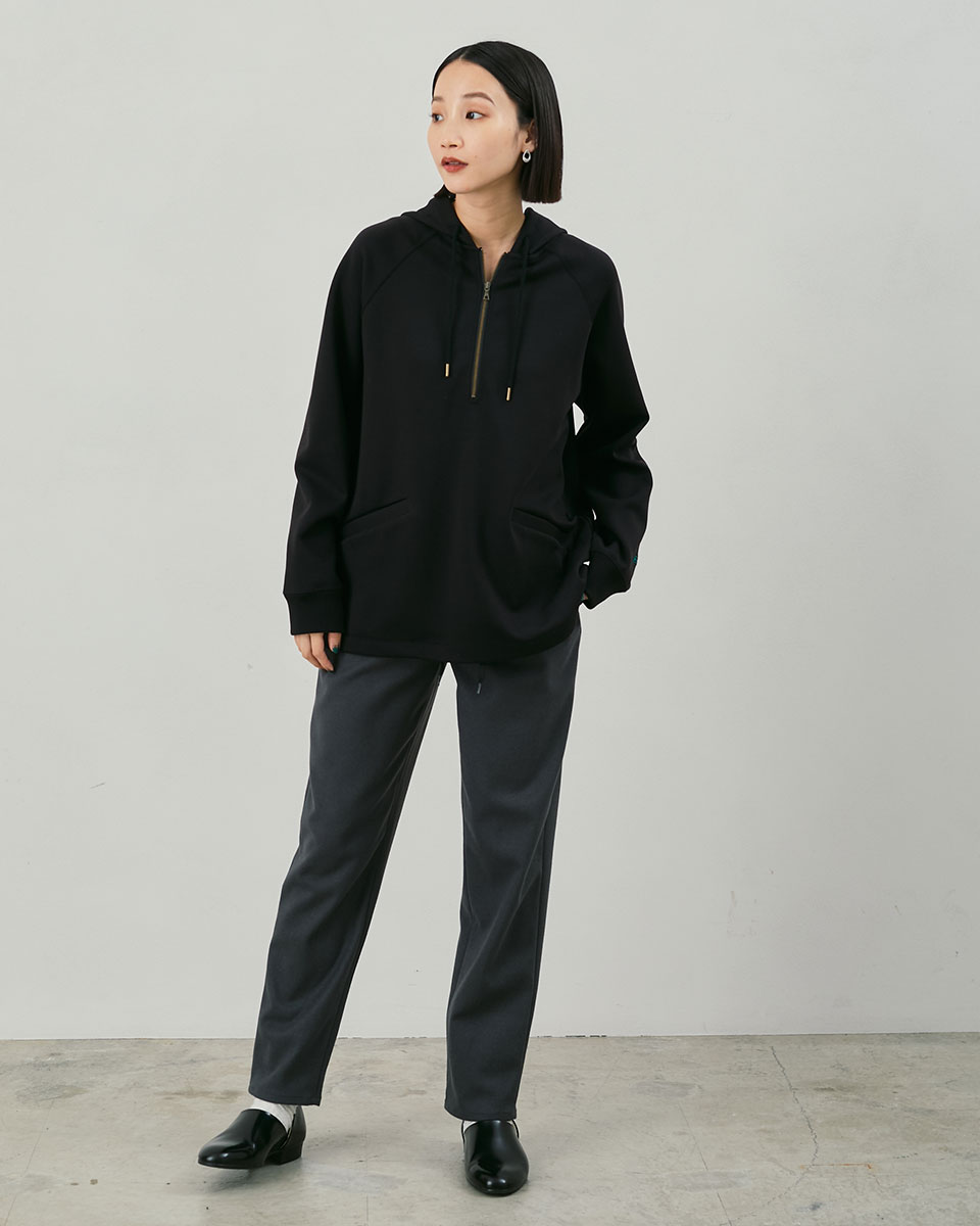 リサイクルポリエステル】ダンボール ハーフジップフーディ