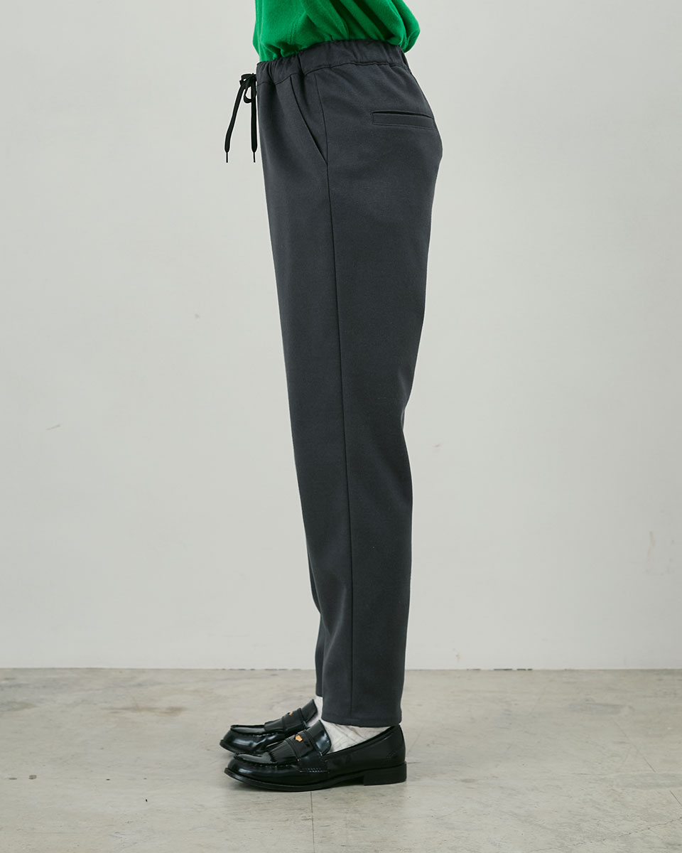 ストレッチ テーパードパンツ | JANTZEN Official Brandsite