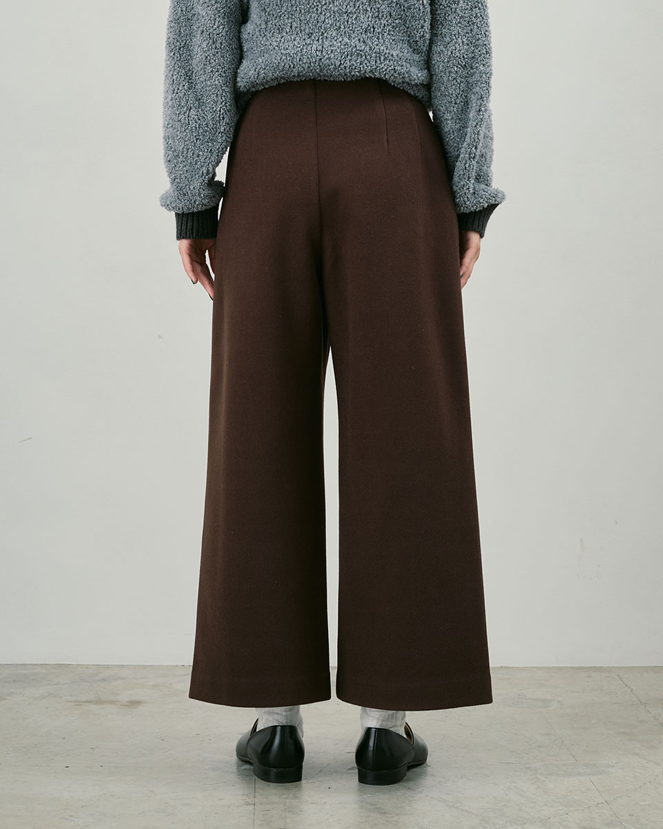 ニードルパンチフルゴムワイドパンツ | JANTZEN Official Brandsite