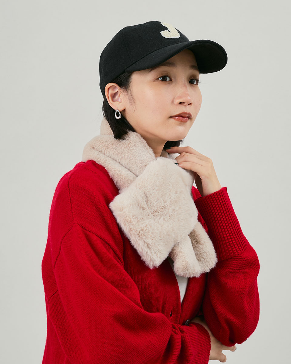 ラビットフェイクファーループ付きティベット | JANTZEN Official